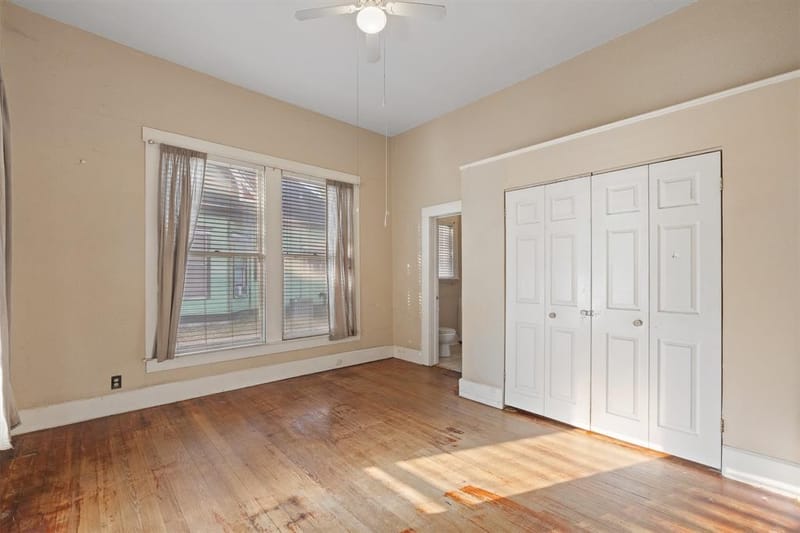 1313 N Robinson Street, Cleburne TX 76031 - Photo 13