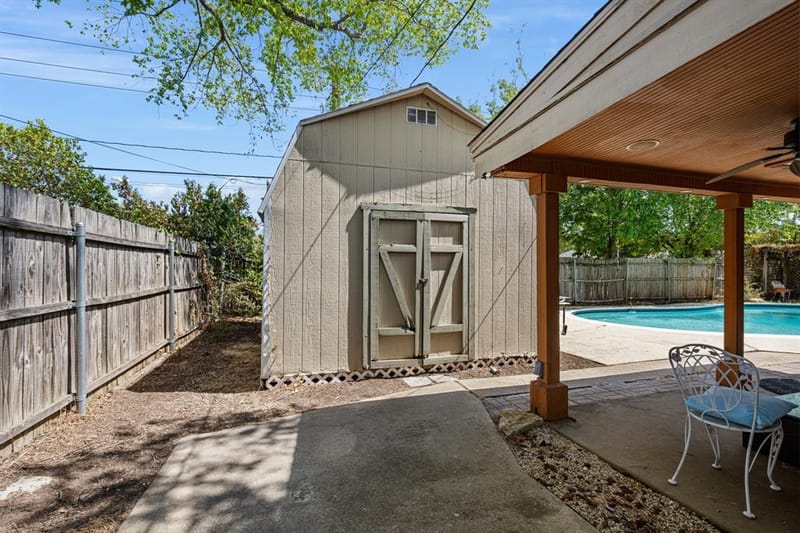 419 Buffalo Drive, Arlington TX 76013 - Photo 17