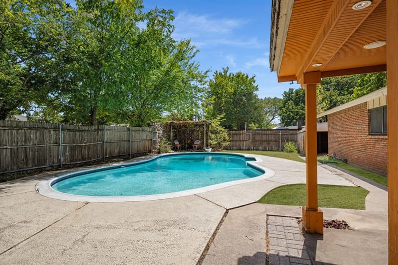 419 Buffalo Drive, Arlington TX 76013 - Photo 18