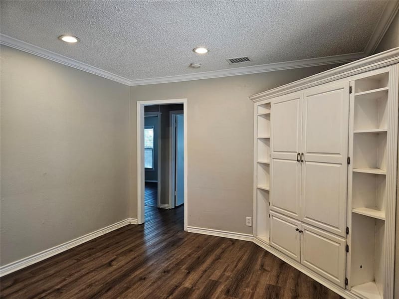 10630 Newcombe Drive, Dallas TX 75228 - Photo 5