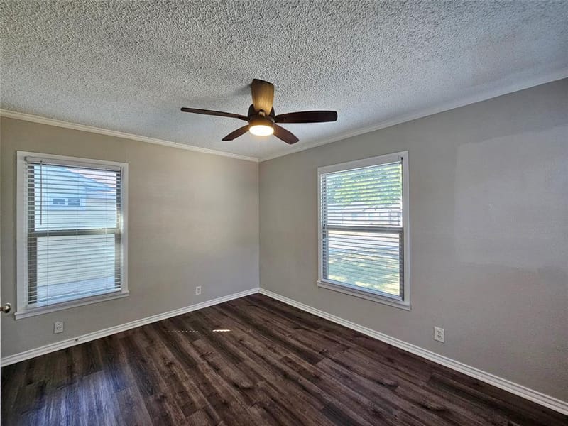 10630 Newcombe Drive, Dallas TX 75228 - Photo 15