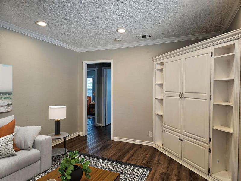 10630 Newcombe Drive, Dallas TX 75228 - Photo 4