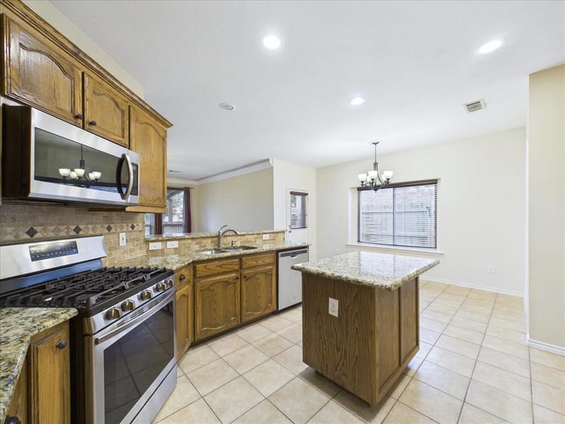 4057 Claymore Lane, Fort Worth TX 76244 - Photo 6