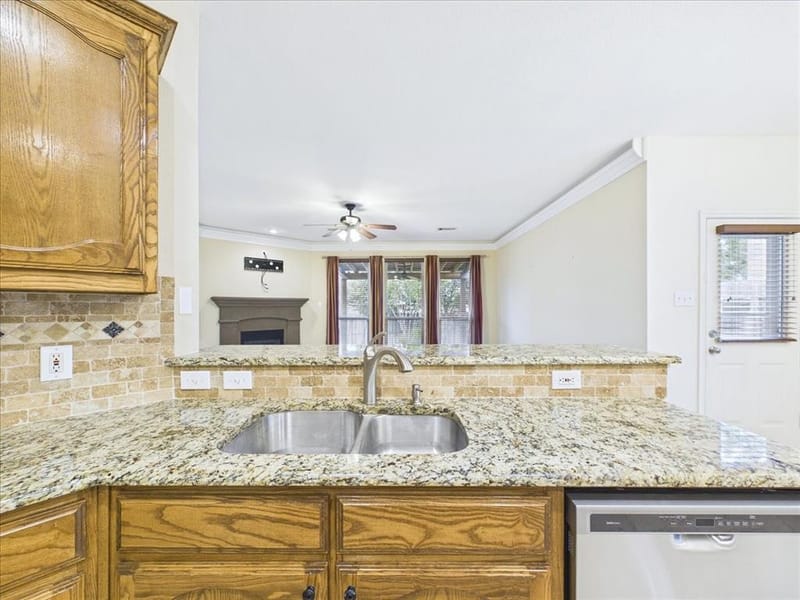 4057 Claymore Lane, Fort Worth TX 76244 - Photo 7