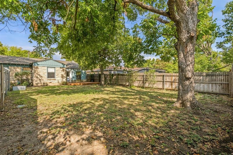 2909 Ryan Place Drive, Fort Worth TX 76110 - Photo 35