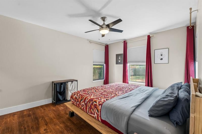 2909 Ryan Place Drive, Fort Worth TX 76110 - Photo 25