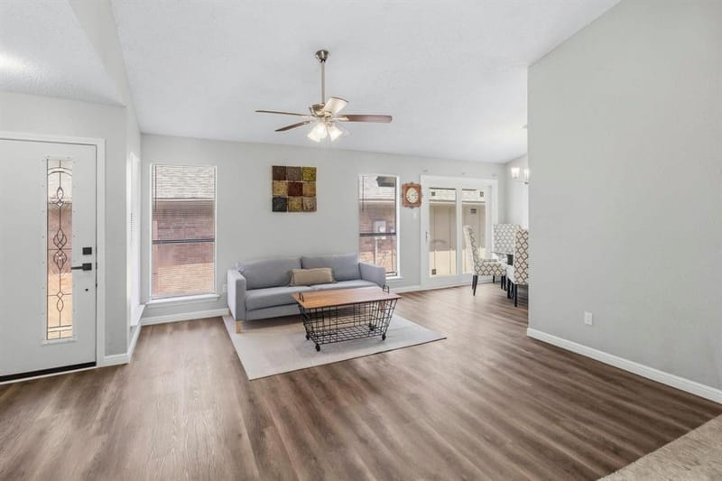1803 Sherwood Place, Carrollton TX 75006 - Photo 6