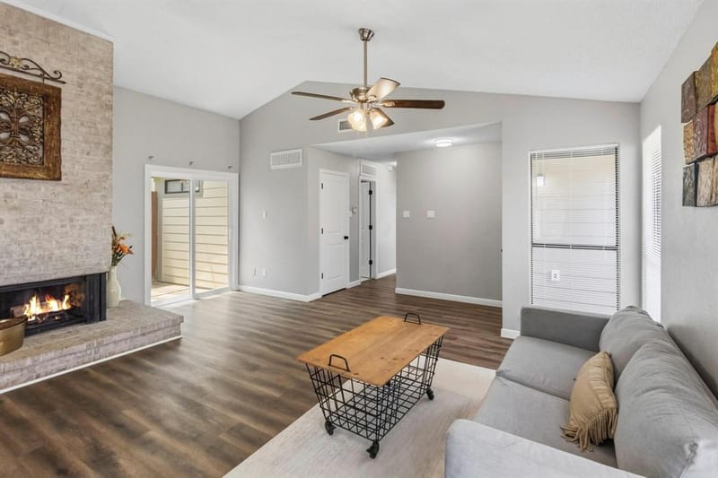 1803 Sherwood Place, Carrollton TX 75006 - Photo 7