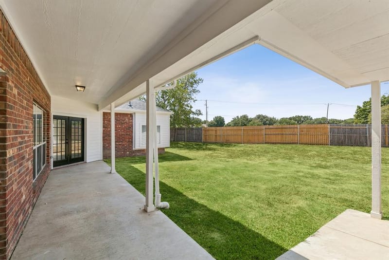 636 Whitetail Deer Lane, Crowley TX 76036 - Photo 6