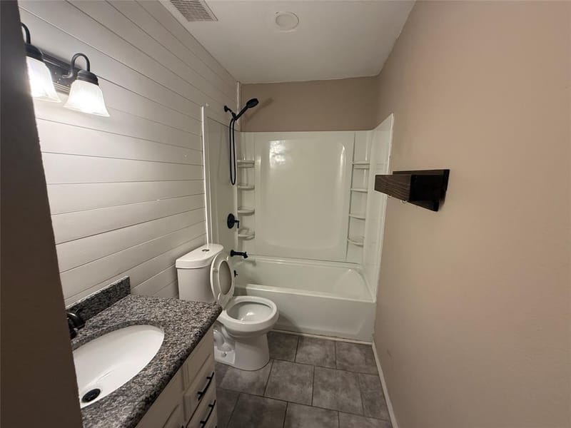 355 Ridgecrest Drive, Saginaw TX 76179 - Photo 13