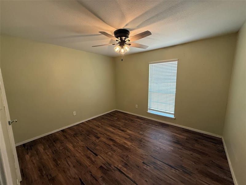 355 Ridgecrest Drive, Saginaw TX 76179 - Photo 7