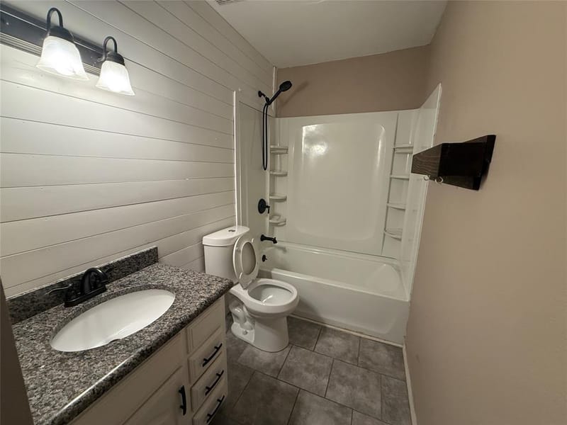 355 Ridgecrest Drive, Saginaw TX 76179 - Photo 14