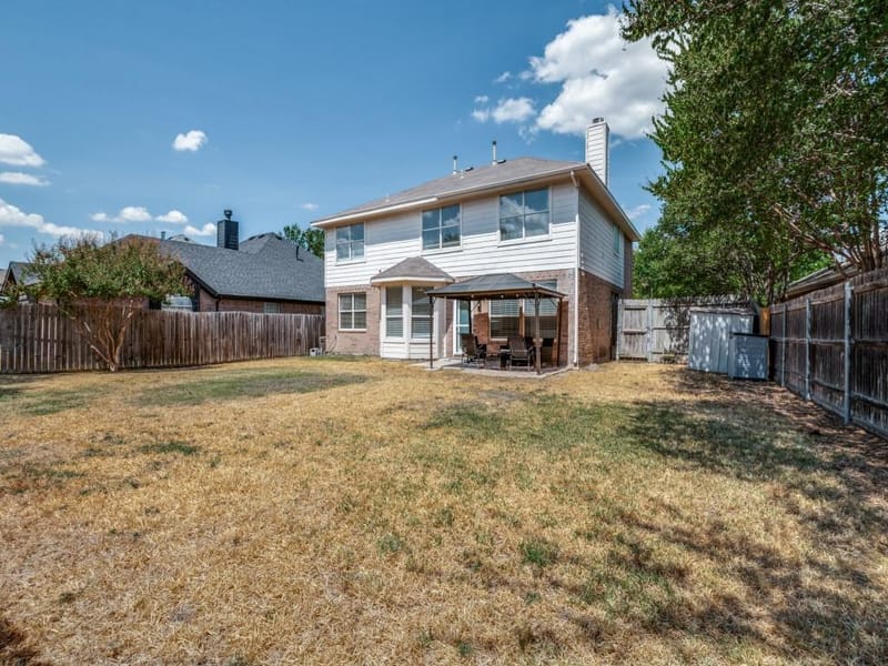 307 Mary Pat Drive, Grand Prairie TX 75052 - Photo 24