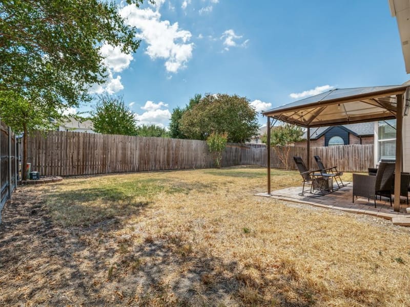 307 Mary Pat Drive, Grand Prairie TX 75052 - Photo 25