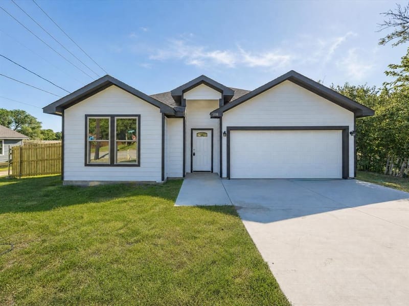 108 N Couch Street, Italy TX 76651 - Photo 2