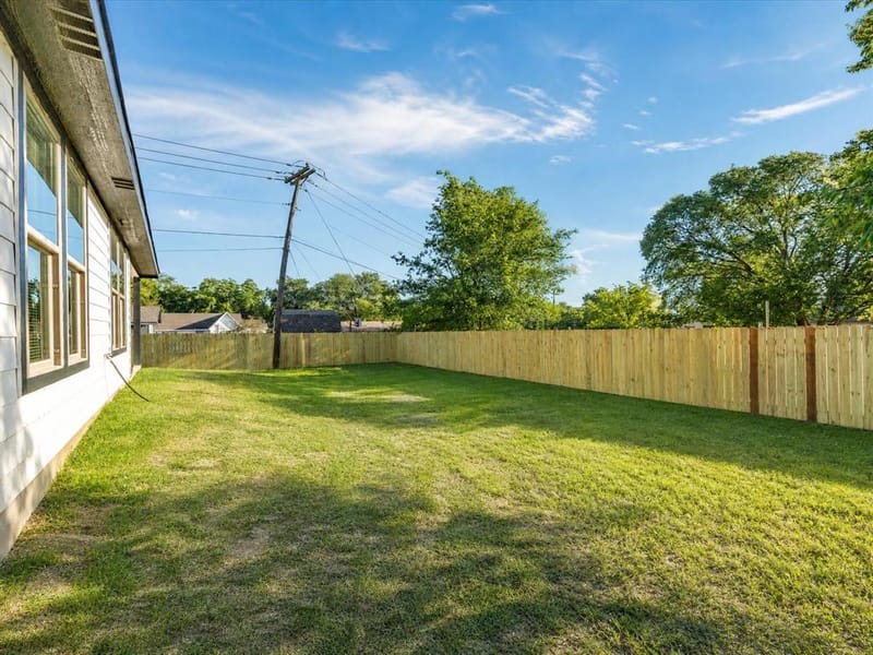 108 N Couch Street, Italy TX 76651 - Photo 22