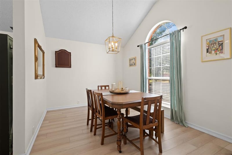 4729 Grant Park Avenue, Fort Worth TX 76137 - Photo 4