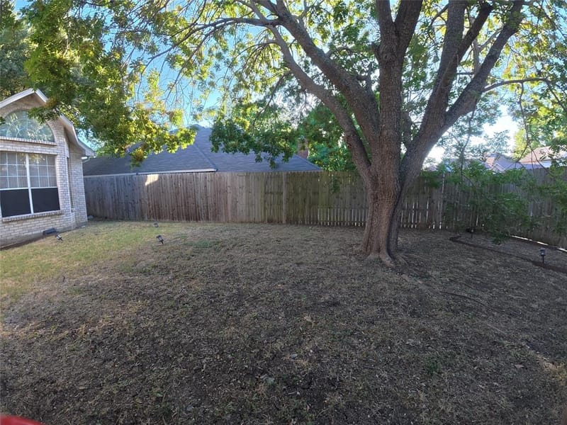 813 Courson Drive, DeSoto TX 75115 - Photo 3