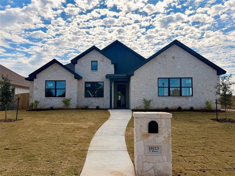 10113 T Bury Lane, Waco TX 76708