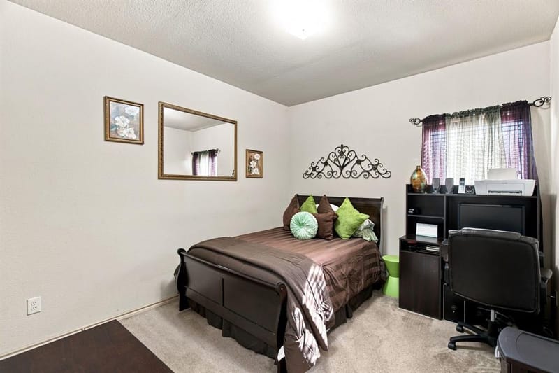 7101 Creighton Court, Fort Worth TX 76120 - Photo 18