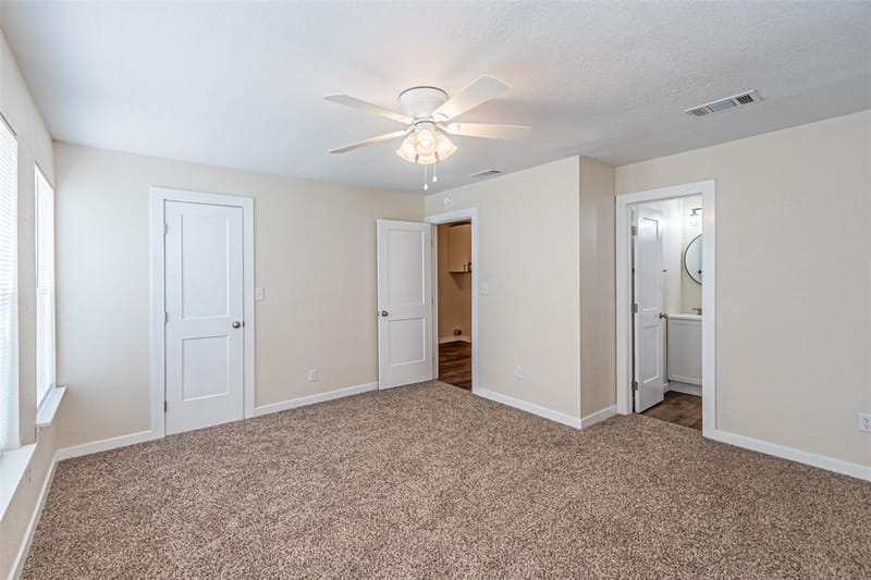 2308 Long Creek Court, Granbury TX 76049 - Photo 14