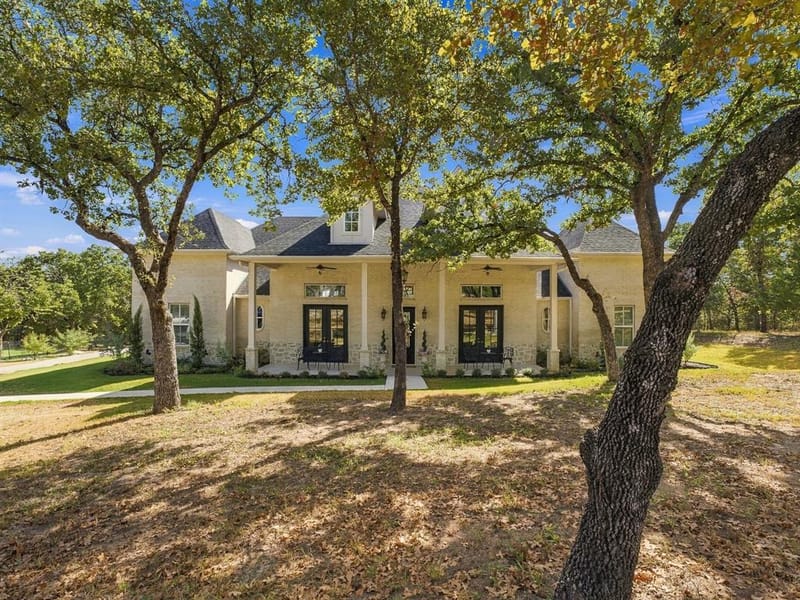 330 Rolling Bend Road, Alvord TX 76225 - Photo 2