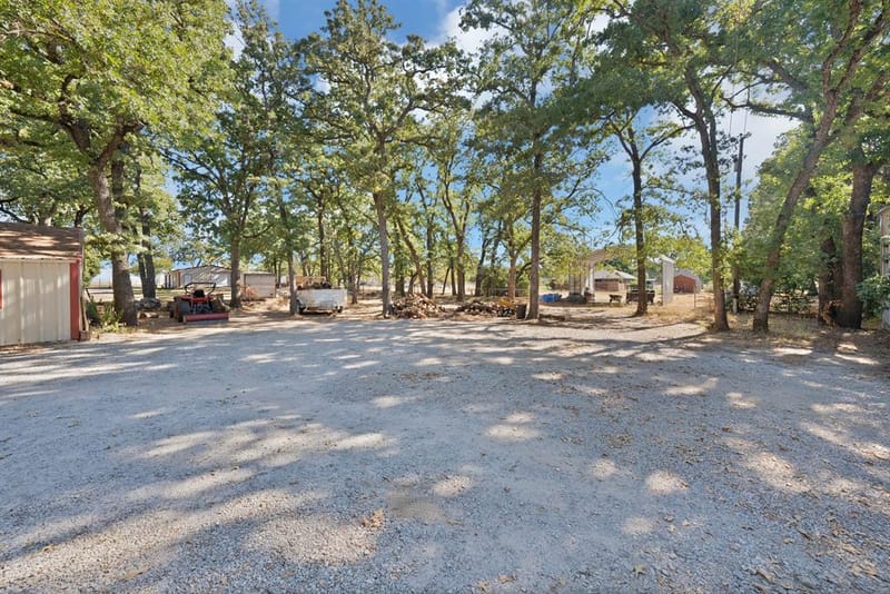 725 Greenwood Cut Off Road, Weatherford TX 76088 - Photo 31