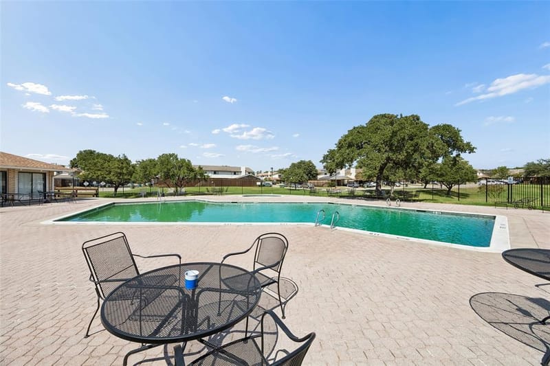 2108 Via Madonna, Carrollton TX 75006 - Photo 34