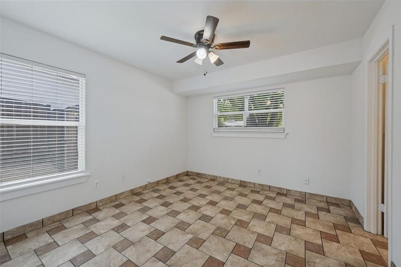 3584 Regal Road, Fort Worth TX 76111 - Photo 7