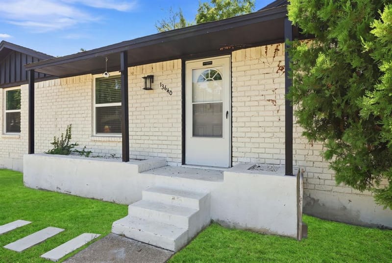 13640 Purple Sage Road, Dallas TX 75240 - Photo 2