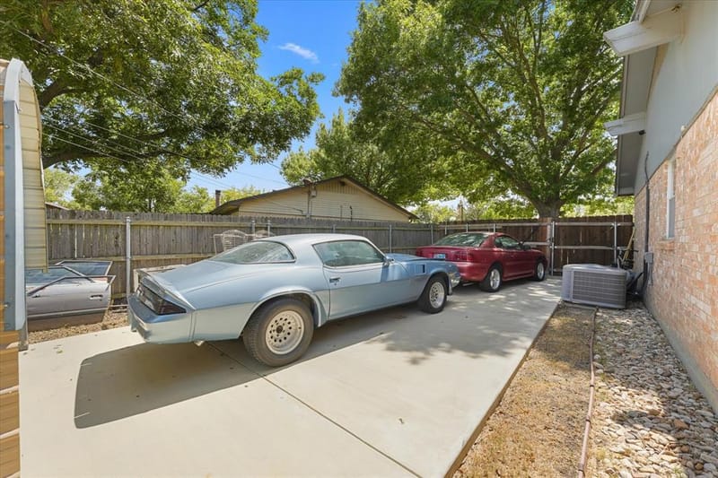 6054 Dunson Drive, Watauga TX 76148 - Photo 3