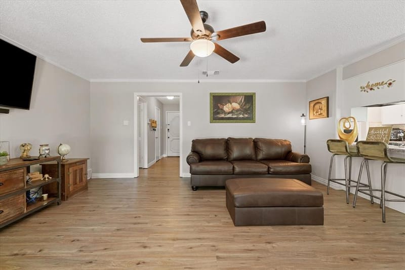 6054 Dunson Drive, Watauga TX 76148 - Photo 10