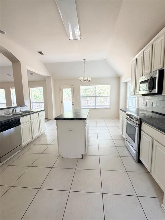 413 Rock Meadow Trail, Mansfield TX 76063 - Photo 10