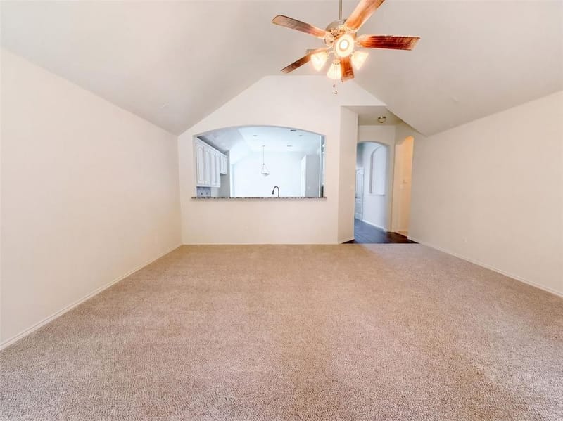11813 Bellegrove Road, Burleson TX 76028 - Photo 6