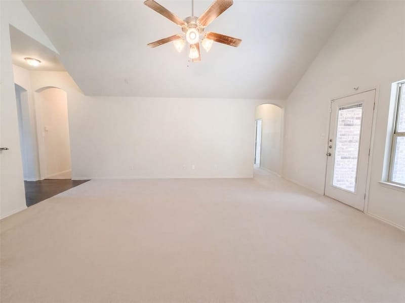 11813 Bellegrove Road, Burleson TX 76028 - Photo 7