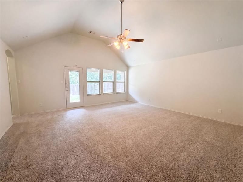 11813 Bellegrove Road, Burleson TX 76028 - Photo 3