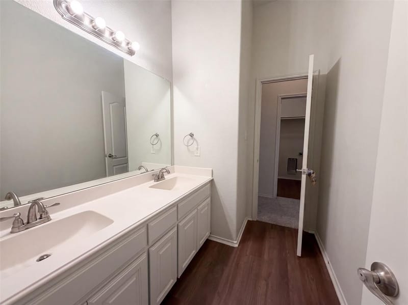 11813 Bellegrove Road, Burleson TX 76028 - Photo 15