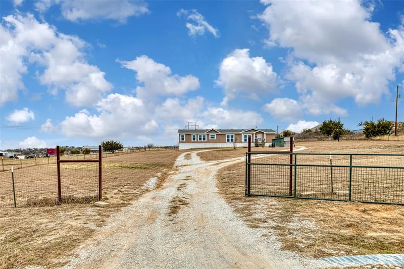 174 Denton Heights Lane, Weatherford TX 76085