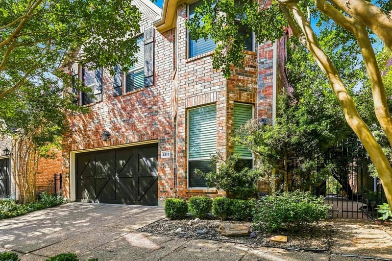 2313 Canyon Creek Drive, McKinney TX 75072 - Photo 4