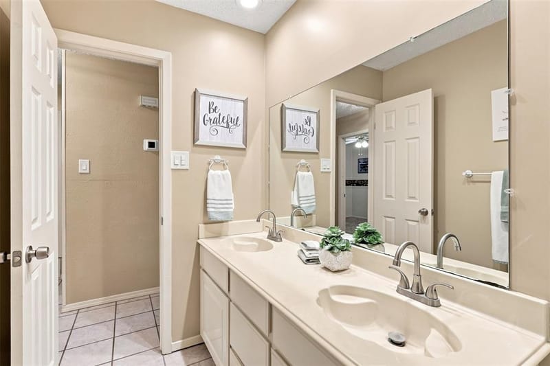 216 Old Hickory Drive, Irving TX 75060 - Photo 28