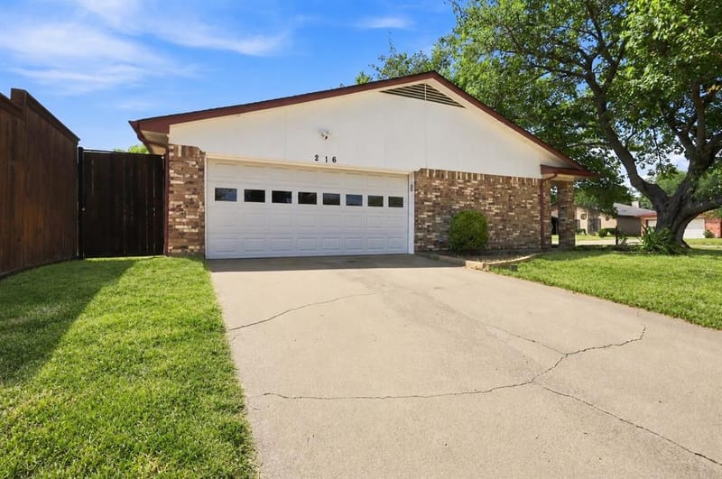 216 Old Hickory Drive, Irving TX 75060 - Photo 35