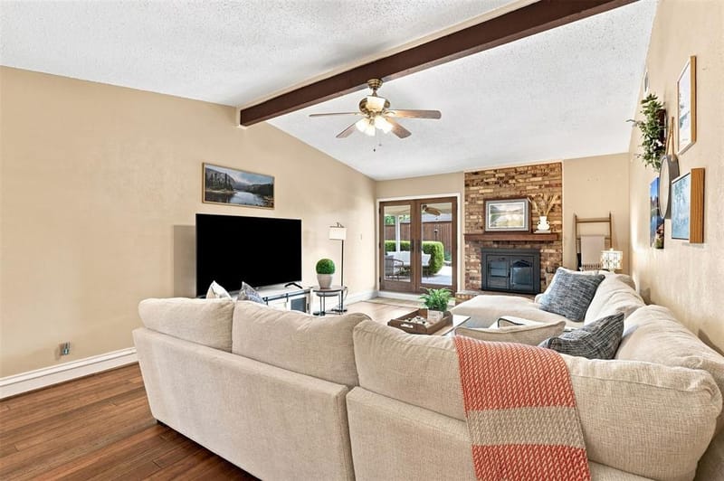 216 Old Hickory Drive, Irving TX 75060 - Photo 8