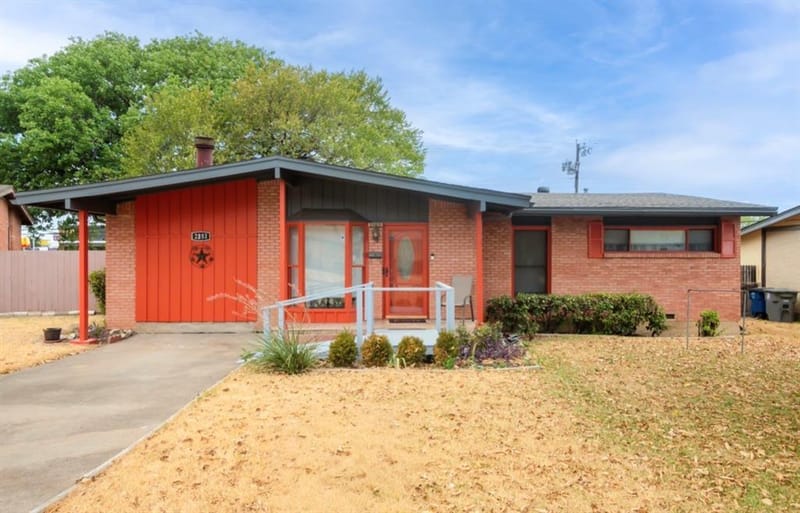 2251 Myrtlewood Drive, Dallas TX 75232