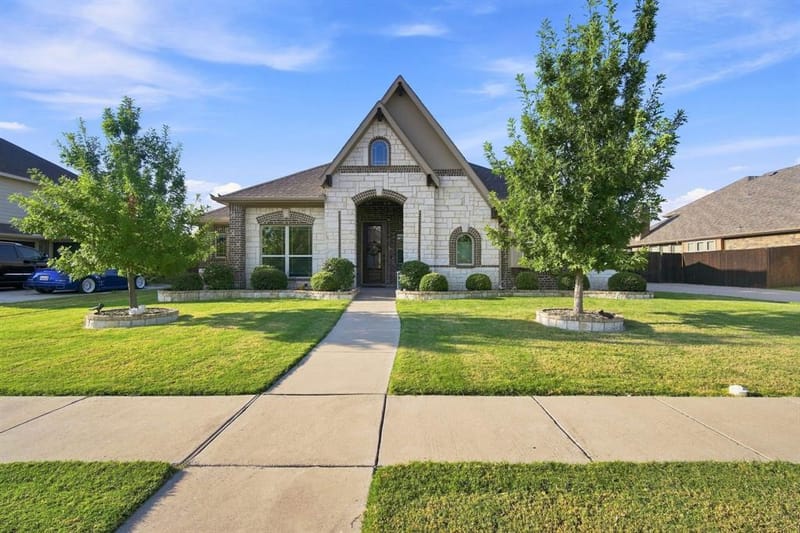 518 Stillwater Drive, Waxahachie TX 75165 - Photo 4