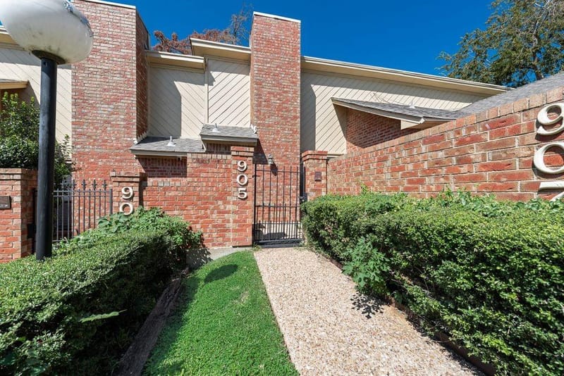 905 Cedarland Boulevard, Arlington TX 76011