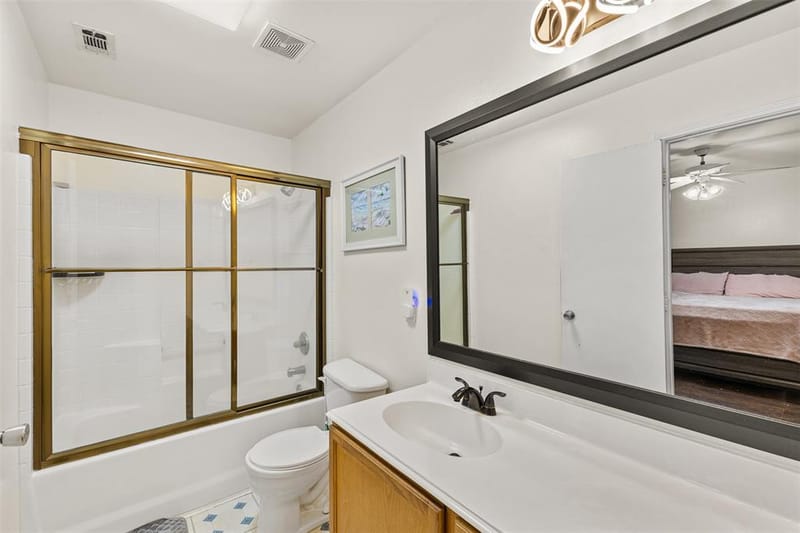 4012 Whitby Avenue, Dallas TX 75237 - Photo 15