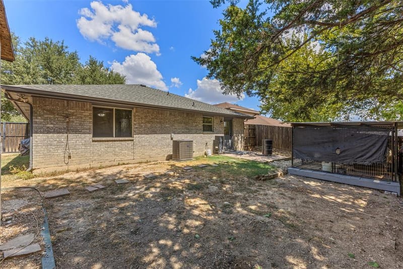 4012 Whitby Avenue, Dallas TX 75237 - Photo 25