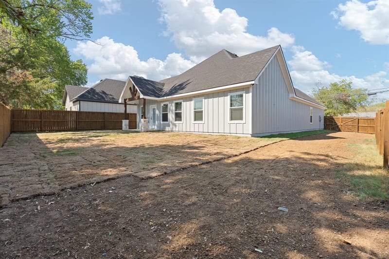809 Tierney Road, Fort Worth TX 76112 - Photo 29