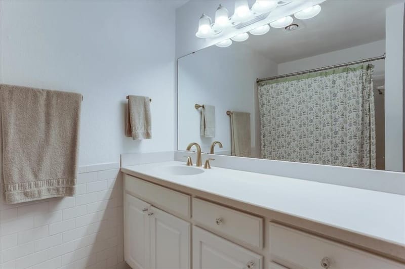 4101 Chipwood Court, Arlington TX 76017 - Photo 17