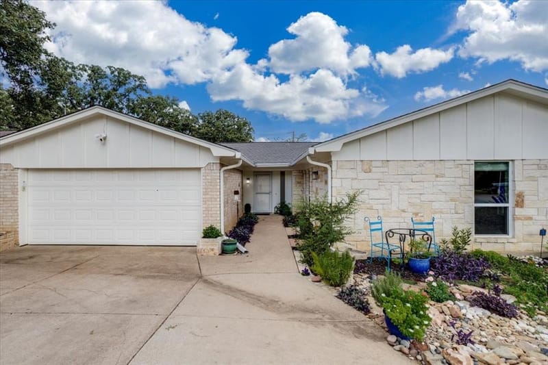 4101 Chipwood Court, Arlington TX 76017
